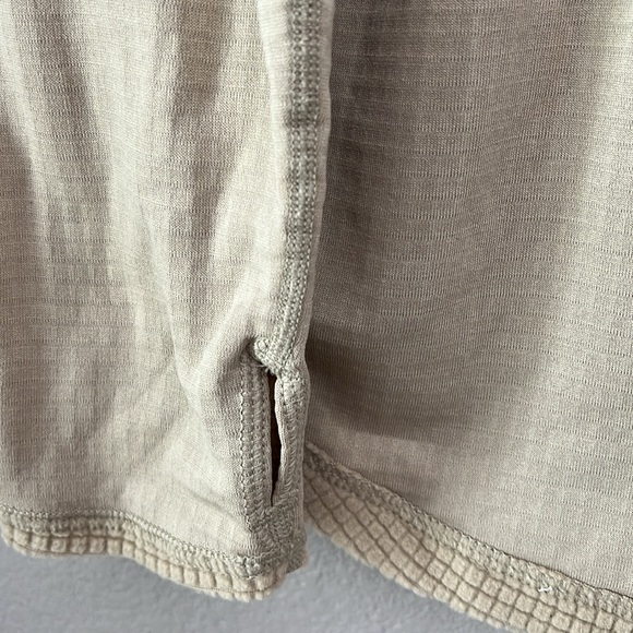 GEN III Cold Weather Shirt Mid Weight Medium-Regular Waffle Grid - Picture 4 of 4